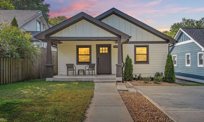 East Nashville House | East Nashville Home Just Minutes to Downtown! EARLY CHECK-IN available