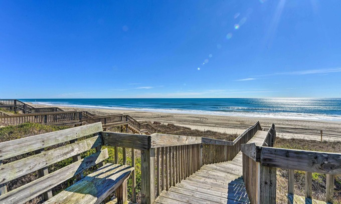Emerald Isle Apartment | 'east of the Sun' Beachside Apartment w/Deck!