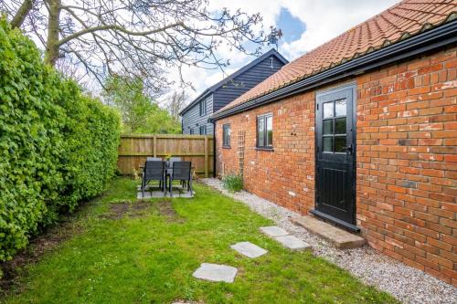Mendlesham House | East Wing at Champaignes Toft, Mendlesham