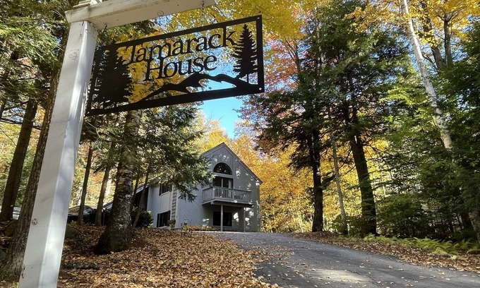 Grantham House | Eastman Home- Golf, Ski, Lake, Hike - Sleeps 14