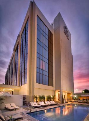 Miami Springs Hotel | EB Hotel Miami Airport
