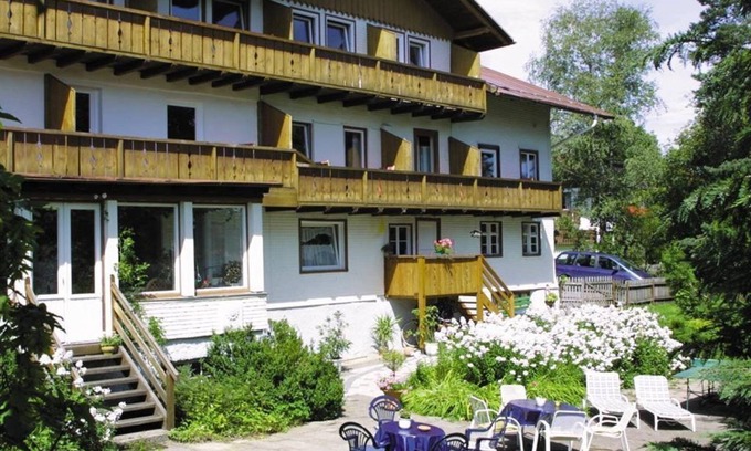 Oy-Mittelberg Apartment | Eckstein/Gästehaus - Doppelzimmer Landhausstil, Dusche, WC, Balkon