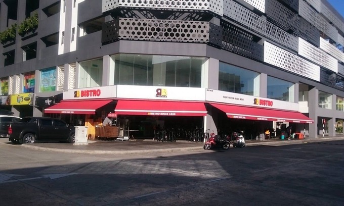 Kampung Rawa Condo | Eco-Urban Staycation - Condo, Wi-Fi, Pool, Netflix - Savanna Executive Suite
