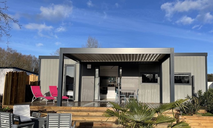Les Mathes House | Ecolodge Avec Piscine Dans LA Residence