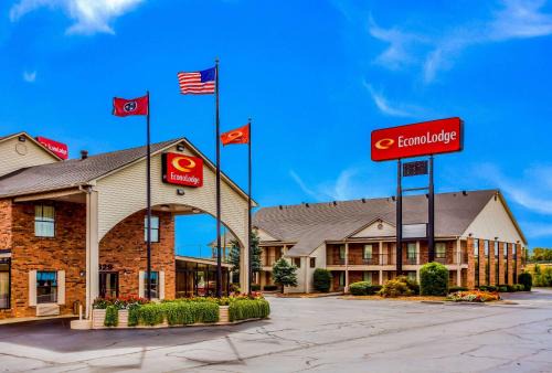 Lebanon Cabin | Econo Lodge Lebanon