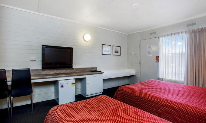 Portland Hotel | Econo Lodge Portland