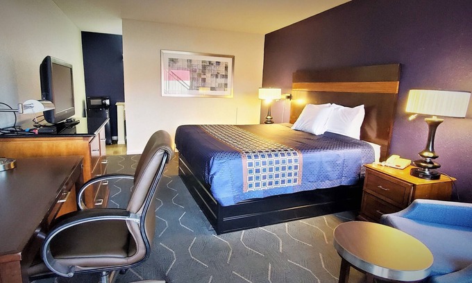 North Newport News Hotel | Economy 7 Inn