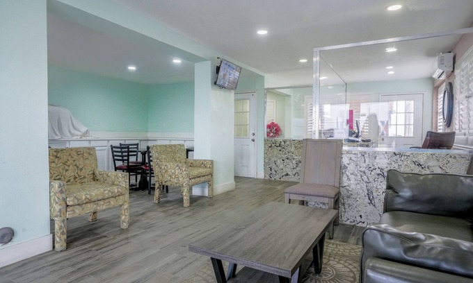 Buttonwillow Hotel | Economy Inn Buttonwillow Bakersfield I-5