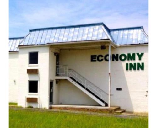Greenville Hotel | Economy Inn of Greenville, Near ECU Health Center