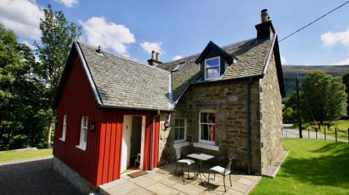 Lochearnhead House | Edinample Lodge