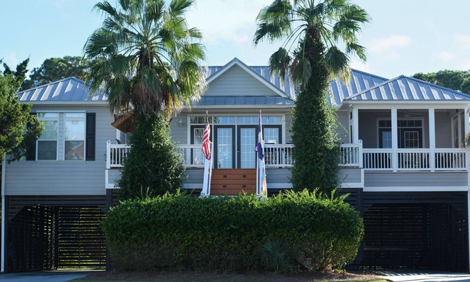 Ocean Ridge House | Edisto Beach House on Golf Course with GOLF CART available!