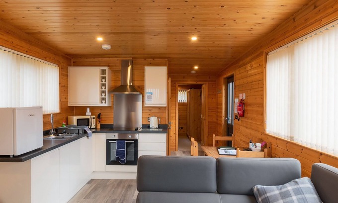 Ely Cabin | Egret Park 1 - Luxury Lodge with Hot Tub