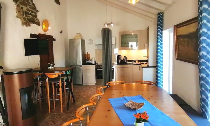 Ammeldingen bei Neuerburg House | Eifel holiday home - large living room - 5 bedrooms - private use!