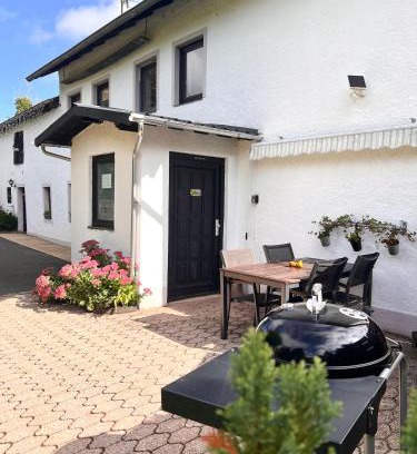 Arzfeld Apartment | Eifel Refugium Hübsch