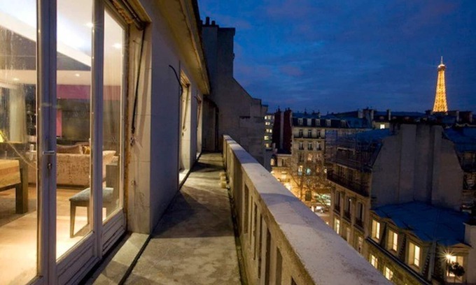 Chaillot Apartment | Eiffel Tower View Roof Top Luxury