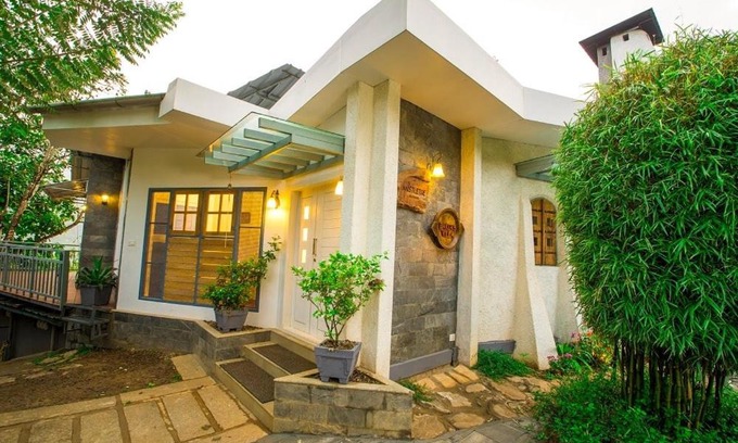 Devikolam Villa | EKO STAY - Jungle Creek Villa
