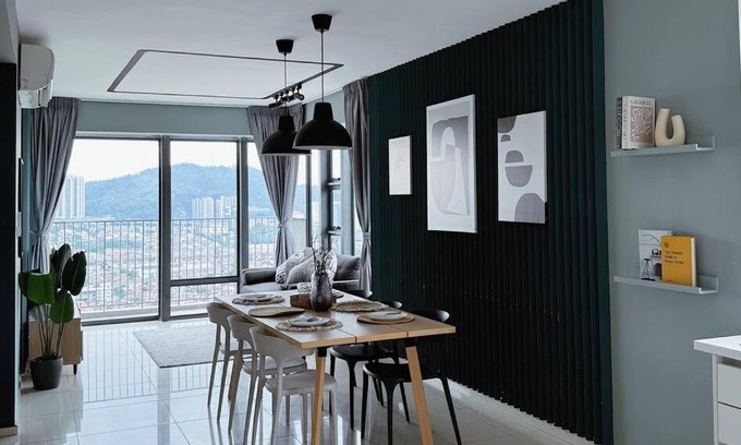Taman Mutiara Apartment | EkoCheras Premium Suite 6-7pax KL View Corner Lot with Balcony near MRT