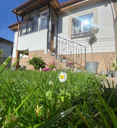 Distrito Sur House | El Hogarin de Veronica
