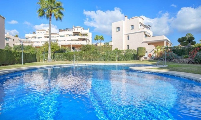 Marbella House | El Manantial De Santa Maria, Elviria. 2 bedroom apt. Luxury apt. to. renovated.