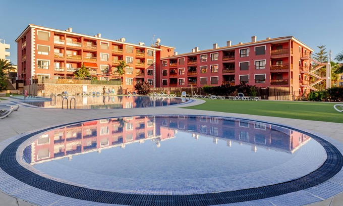 Palm-Mar Apartment | El Mocan Deluxe House - Padel, Pool & Terrace