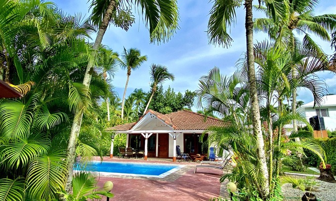 Las Terrenas Villa | El Secreto-charming, private villa walking distance to Las Ballenas beach & town