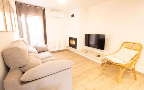 Beceite Apartment | El sueño del Búho 2. Chimenea y barbacoa