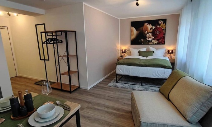Bad Kissingen Apartment | ELApart by Homely Stay - Studio B