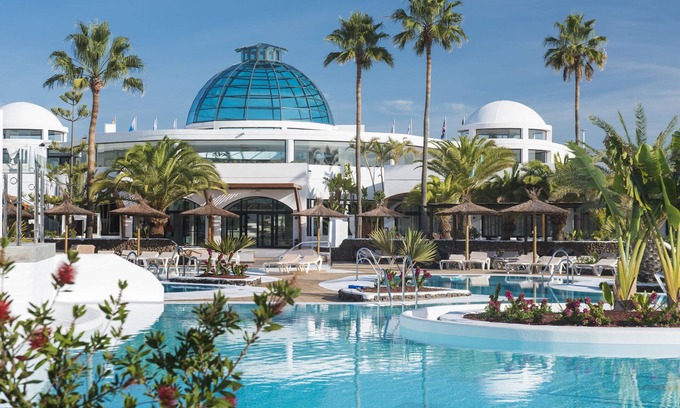 Playa Blanca Hotel | Elba Lanzarote Royal Village Resort