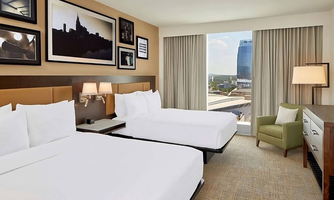 Sobro Hotel | Elegance in Music City! Kitchenette, Indoor Pool, Pets Allowed!