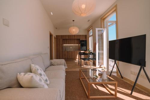 Vigo Apartment | Elegancia luz y calidez - Apto 3 by CABANA Rentals