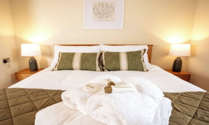 Perth Apartment | Elegant 3BD Georgian Retreat in Perth City Centre