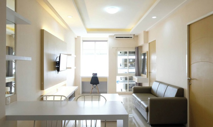 Surabaya Apartment | Elegant And Spacious 3Br At Bale Hinggil Apartment