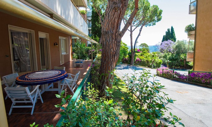 Sanremo Apartment | Elegant and spacious apartment with a view in San Remo