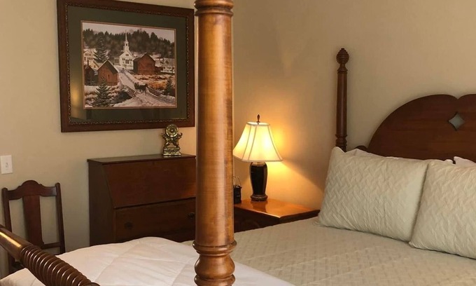 Hillsdale Apartment | Elegant Apt near Catamount, Tanglewood, Berkshires and Hudson