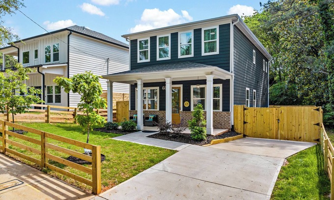 Pittsburgh House | Elegant Atlanta Home with Fireplace & Private Yard