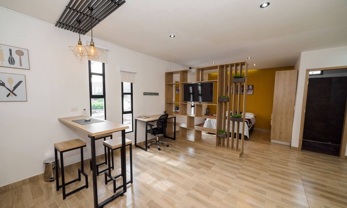 San Jose de Cucuta Apartment | Elegant Caobos Coliving & Coworking