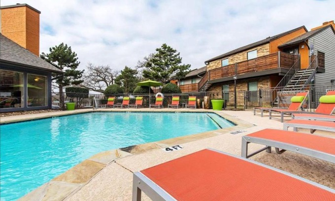 North Arlington Apartment | Elegant, cozy Beautiful trails