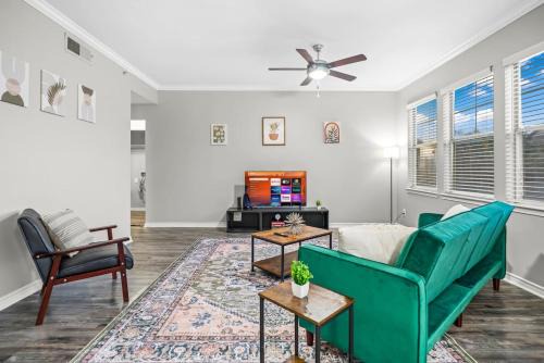 Fossil Creek Apartment | Elegant Escape 2BR 2BA Pool