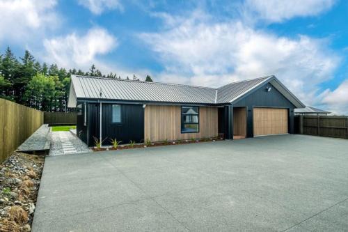 Methven House | Elegant, Executive Retreat