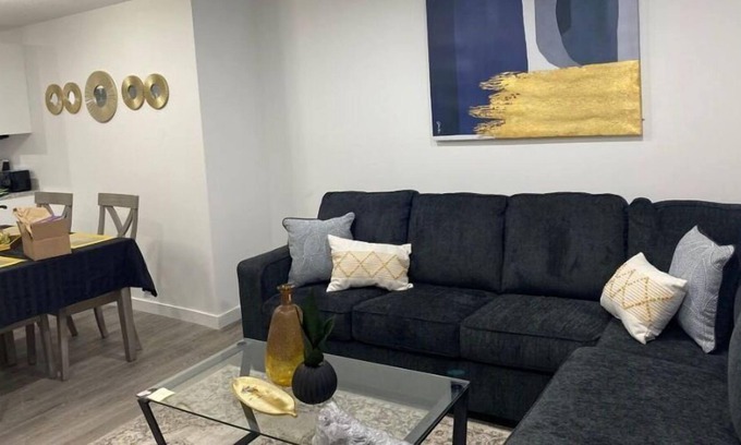 Regina Apartment | Elegant Guest Suite