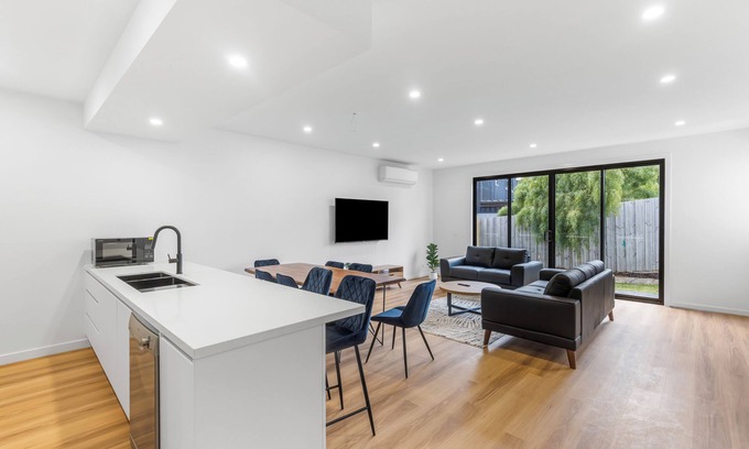 Wandana Heights House | "Elegant Home in Highton with Stunning City Views