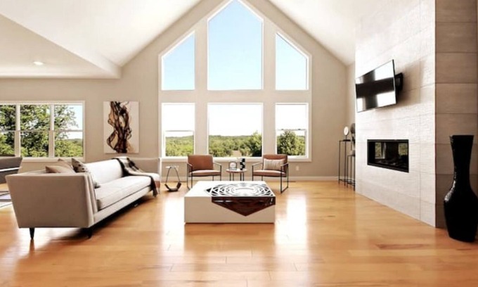 Columbia House | Elegant Home in Nature