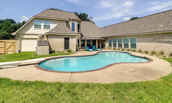 Houston House | Elegant Houston Vacation Rental w/ Private Pool!