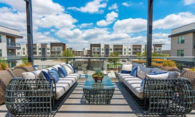 Fort Worth Apartment | Elegant & Modern Apartment with Charmn