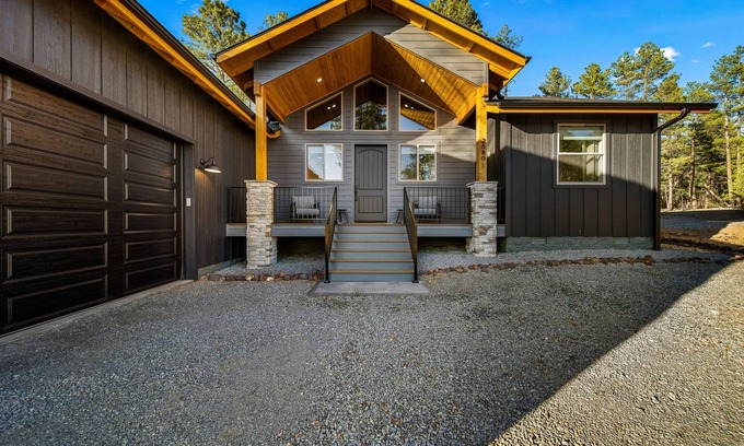 Torreon House | Elegant & Modern Home w/lake view, outdoor living area w/foosball, bbq grill