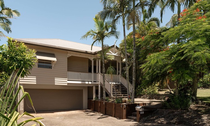 Noosa Heads Resort | Elegant Queenslander Home with Tropical Pool Area