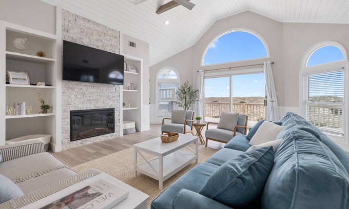 Waves House | Elegant Updated Oceanfront Home w/Pool & Hot Tub - Fast WIFI & Dog Friendly!