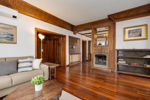 Quartiere XIII Aurelio Apartment | Elegante appartamento 130mq in stile classico