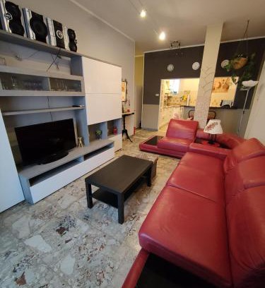 Navile Apartment | Elegante Appartamento 90 mq zona Corticella Fiera