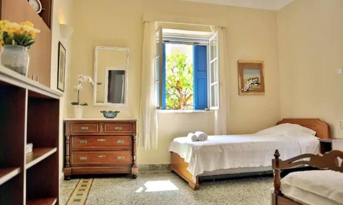 Nisi House | Elena's family summer home